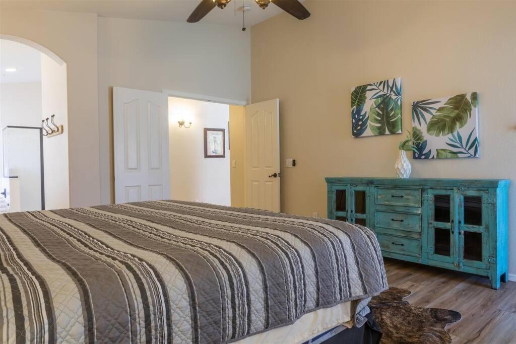 Private Paradise With Pool Heater, Spa, Billiards Avondale Extérieur photo