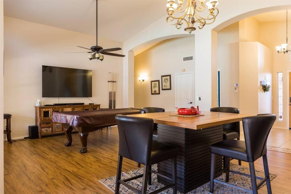 Private Paradise With Pool Heater, Spa, Billiards Avondale Extérieur photo